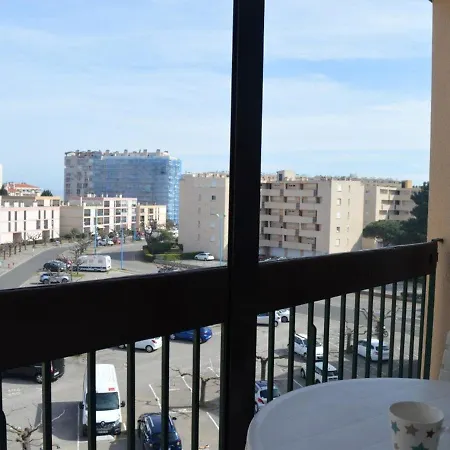Apartment Climatise 3 Pieces Avec Loggia, Parking Et Parc Collectif, A 400m De La - Fr-1-225d-111 Saint-Cyprien (Pyrenees-Orientales)